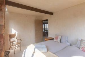 Upmarket Sea View Apartment