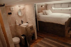 Bateaux Peniche La Messagere : photos des chambres