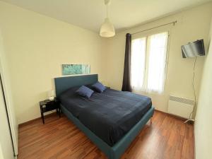 Maisons de vacances Charmante Maison de Vacances avec Piscine, Proche Plage et Commerces - FR-1-324A-43 : photos des chambres