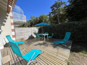 Maisons de vacances Charmante Maison de Vacances avec Piscine, Proche Plage et Commerces - FR-1-324A-43 : photos des chambres