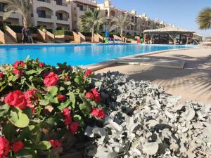 Lasirina palm beach for families only