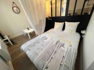 Appartements Grand studio 1er etage au calme centre ville proximite Cathedrale : photos des chambres