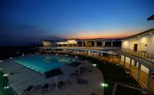 MWC Club by Downtown - Singapperumālkovil