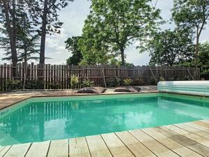 Maisons de vacances Gite, piscine privative chauffee : photos des chambres