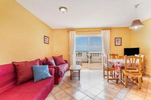 Apartments near the beach, with terrace and WIFI