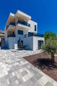 Casa MiA Apartments with parking - Ploče