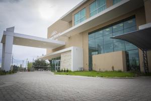 Howard Johnson Neuquen