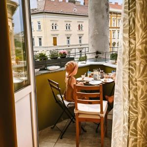 Saffron Apartment City Center Panorama Balcony