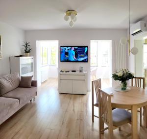 APART KARKONOSZE - Klimatyzowany Apartament Charlotte Karpacz na deptaku z parkingiem w cenie