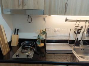 Shore 2 Residences high speed Internet walking distance to MOA and IKEA