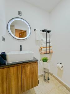 Increible y Moderno Ph Studio Naia C35 By Sandy Powerful