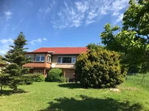 Ferienhaus Naturlust - Ferienwohnung bis 6 Personen - Neufriedersdorf