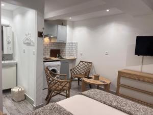 Studio à 2 pas du port