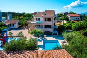Villa Zlatni Dvori 