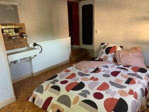 Appartements Agreable maison de ville avec tout a proximite : photos des chambres