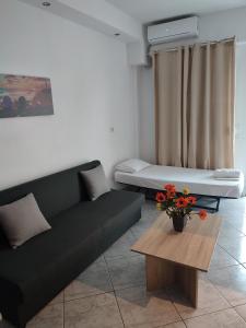 Nikforos Apartments2