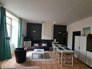 LE PRIEURE - STUDIOS jusquà 4 personnes