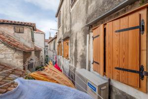 Diocletians Corner, Three Bedroom Apartment