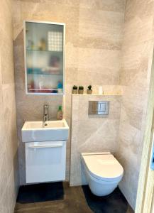 Place des Lices, parking, 75m2, standing