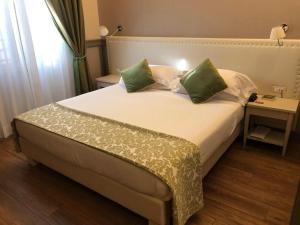 Deluxe Double or Twin Room room in Dnb House Hotel