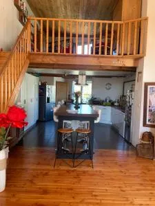 maison en bois au bord de l'Hérault - Laroque