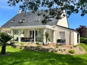 La Baule - Villa avec jardin, 15 mn plage-centre-ville - Beslon