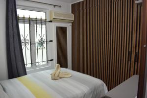 Sea Front Apartment Villa