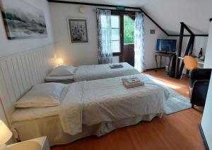 Cronins Guesthouse Bed & Breakfast