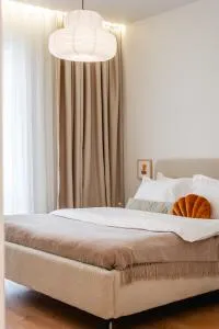 Светлые и уютные апартаменты в центре Алматы - (( Gornyy Gigant ))