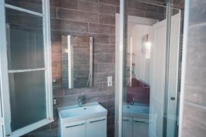 B&B / Chambres d'hotes CedreBlanc : photos des chambres