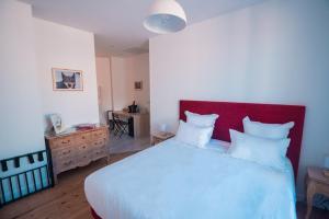 B&B / Chambres d'hotes CedreBlanc : photos des chambres
