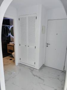 Sabinillas Beach Front Apartment 2 bed