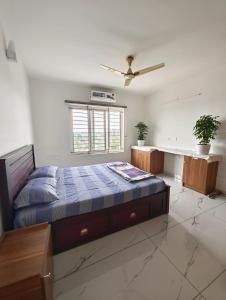 Luxurious Apartment with a pool and gym near Trivandrum railway station