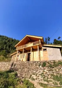 Pin Parvati Wooden Cottages - Hidden Monkey Experiences - Pāndoh