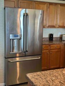 Paradise at the Beach, Complete View of Horizon