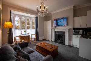 Grand 1 bed Georgian Suite at Florence House, in the heart of Herne Bay and 300m from beach