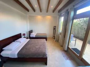 Black Pearl - Tomás de Berlanga