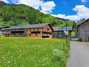 Familienfreundliches Bregenzerwälderhaus - Au im Bregenzerwald