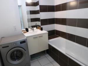 Appartements Residence Villa Neree - Charmant appartement au Bord du Lac ! MAE-2924 : photos des chambres