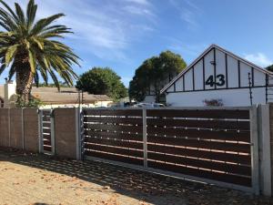 MELJAA GROUP Guesthouse