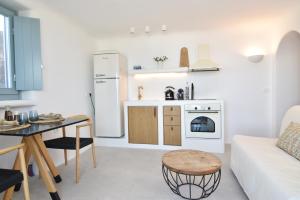 Panthea Suite Santorini - Private pool