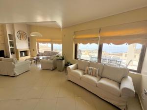 Stone Villa Saronida