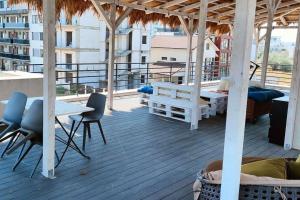 iVAVev Is Us ByTheSea villa