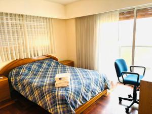 Céntrico y amplio departamento en La Cañada