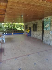 CASA FINCA LUCITANiA