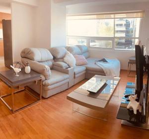 Comfortable apartment to work pool fast wifi