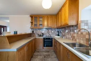 Popi s house - Kremastí