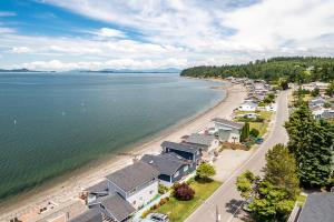 New Utsalady Beach House Camano Island