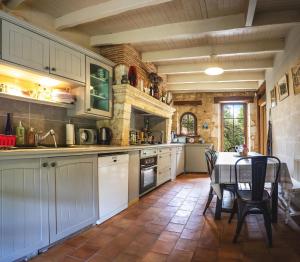 Maisons de vacances Authentique Maison familiale en Perigord Pourpre : photos des chambres