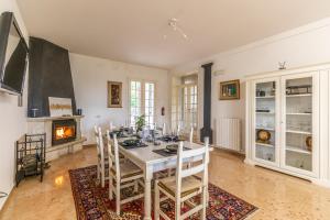 Villa Petrone - Luxury Home tra Bologna e Modena - Wi-Fi, Biliardo, Jacuzzi e piscina